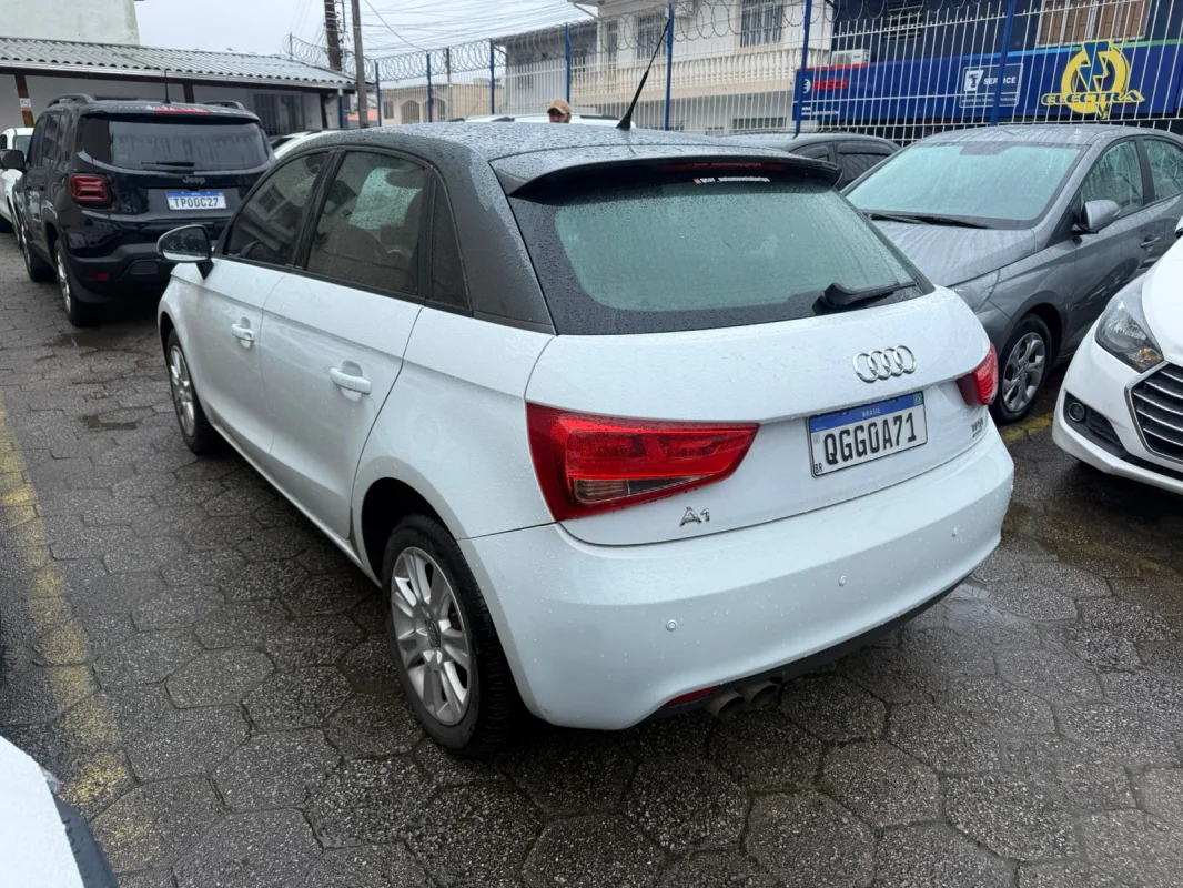 A1 Sportback 1.4 Aut. TFSI S-tronic 2015 - Imagem 4