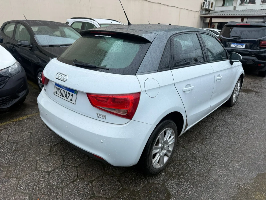 A1 Sportback 1.4 Aut. TFSI S-tronic 2015 - Imagem 6