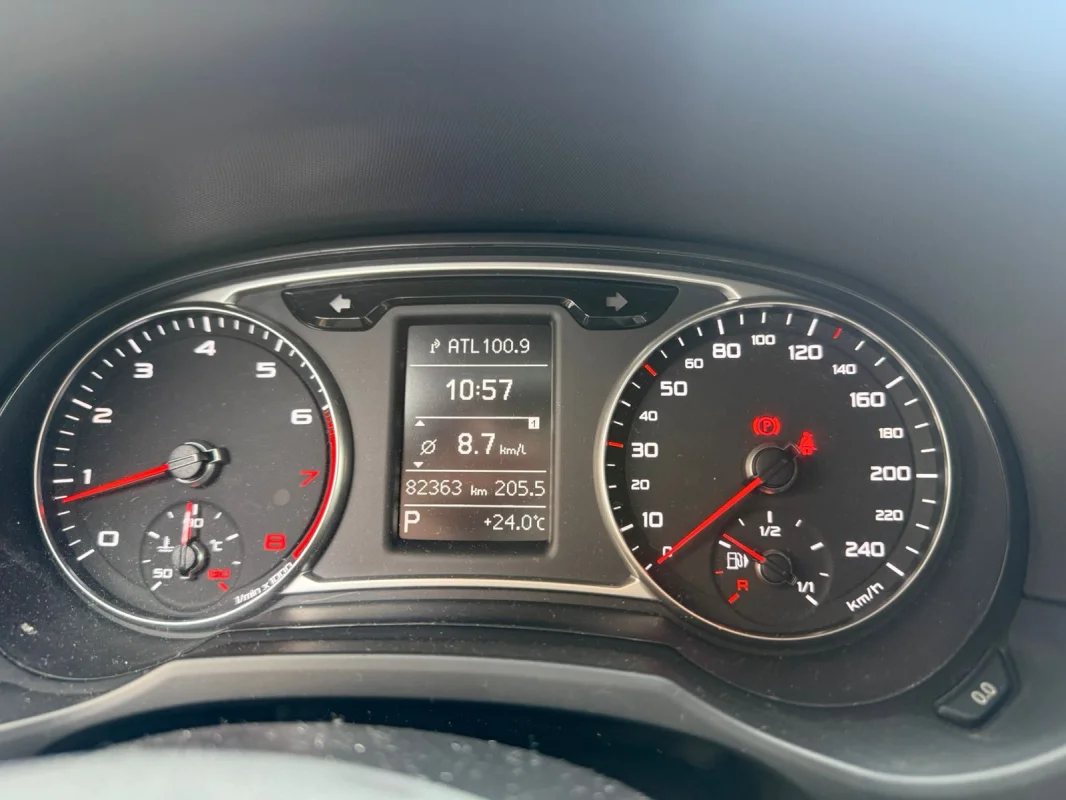 A1 Sportback 1.4 Aut. TFSI S-tronic 2015 - Imagem 9