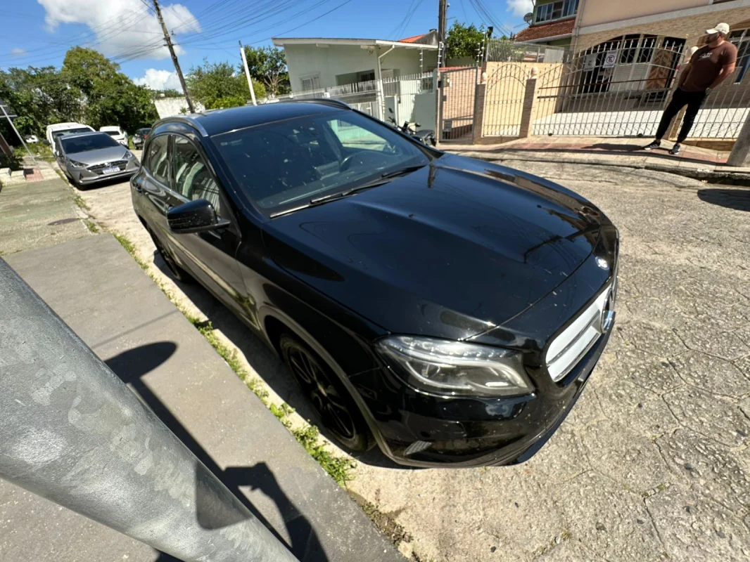 GLA 200 Advance 1.6/1.6 TB 16V Flex Automática 2016