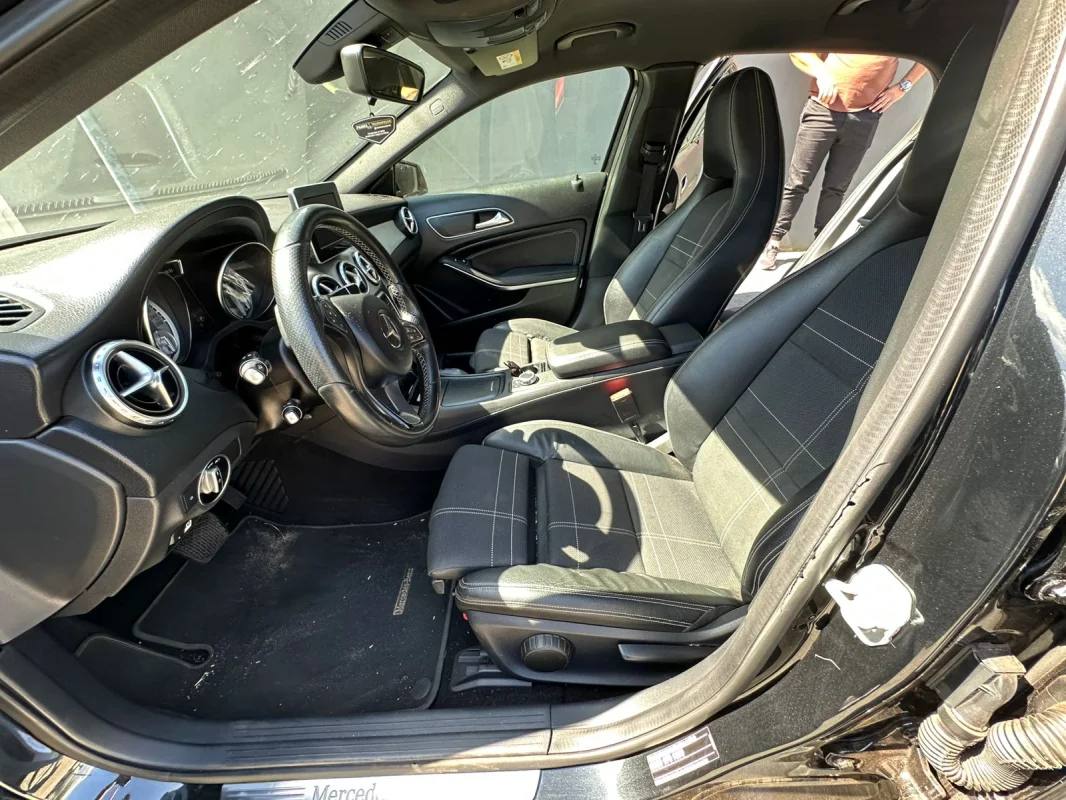 GLA 200 Advance 1.6/1.6 TB 16V Flex Automática 2016 - Imagem 9