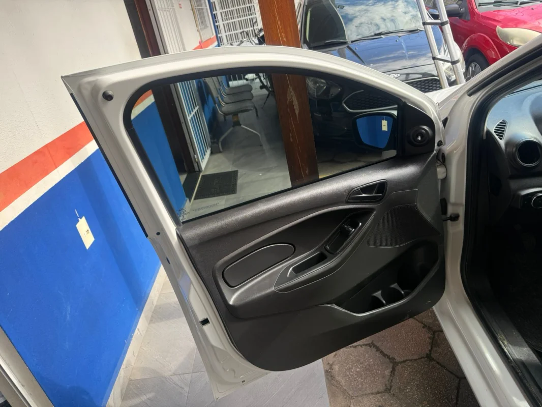 Ka Sedan SE 1.0 Mec. Completo 2021 - Imagem 14