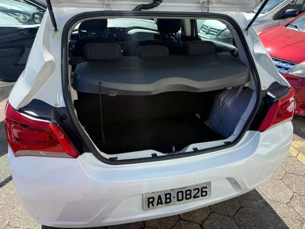 Onix Hatch Joy 1.0 Mec. Completo 2020 - Imagem 7