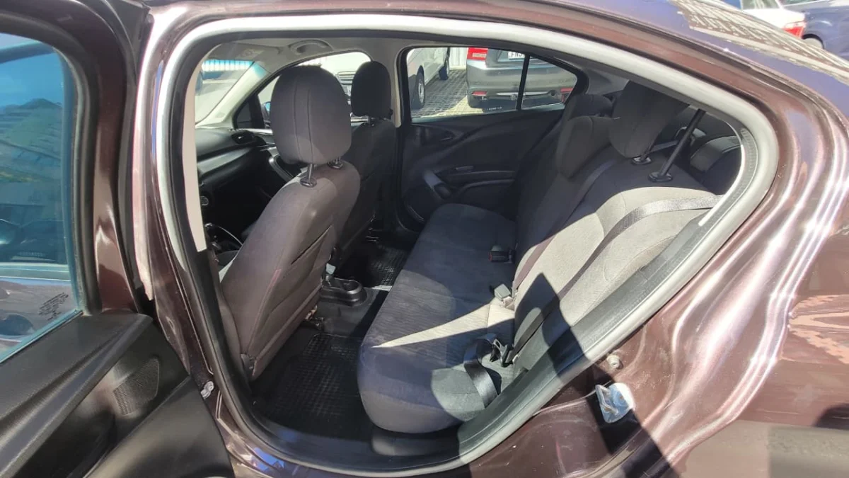 Cronos 1.3 Drive completo GNV 2019 - Imagem 8