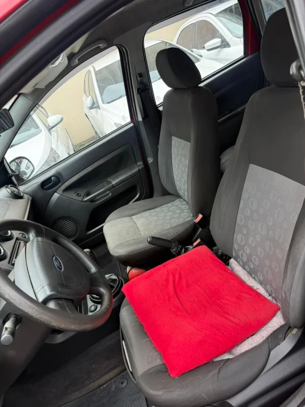 Fiesta 1.0 Mec. Completo 2013 - Imagem 9