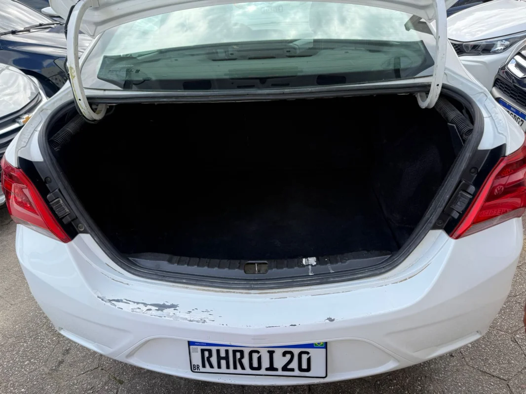 Onix Plus Joy Black Edition 1.0 Mec. Completo 2021 - Imagem 11