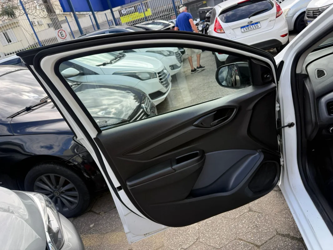 Onix Plus Joy Black Edition 1.0 Mec. Completo 2021 - Imagem 17