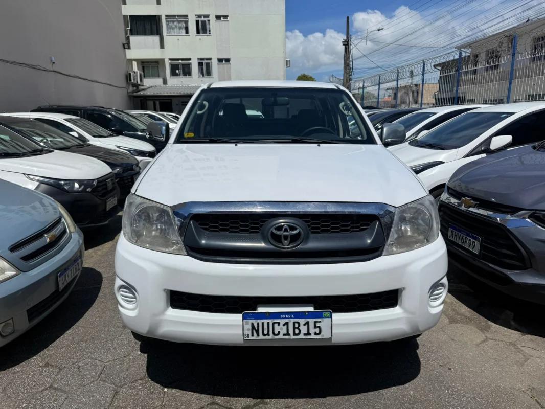 Hilux CD 4x4 2.5 Mec. Turbo Diesel 2011 - Imagem 2