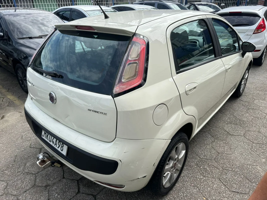 Punto ATTRACTIVE 1.4 Fire Flex 8V 2015 - Imagem 5
