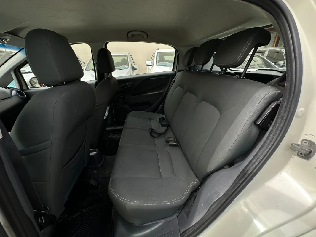 Punto ATTRACTIVE 1.4 Fire Flex 8V 2015 - Imagem 8