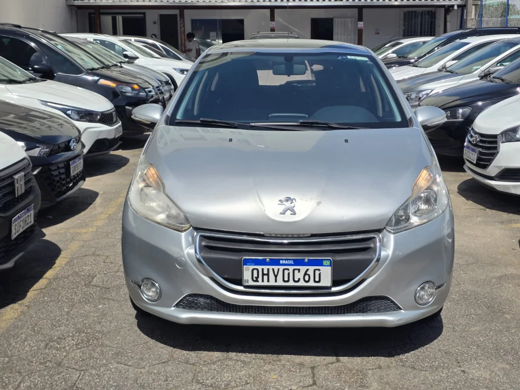 208 Allure 1.6 Aut. com teto panorâmico 2016 - Imagem 2