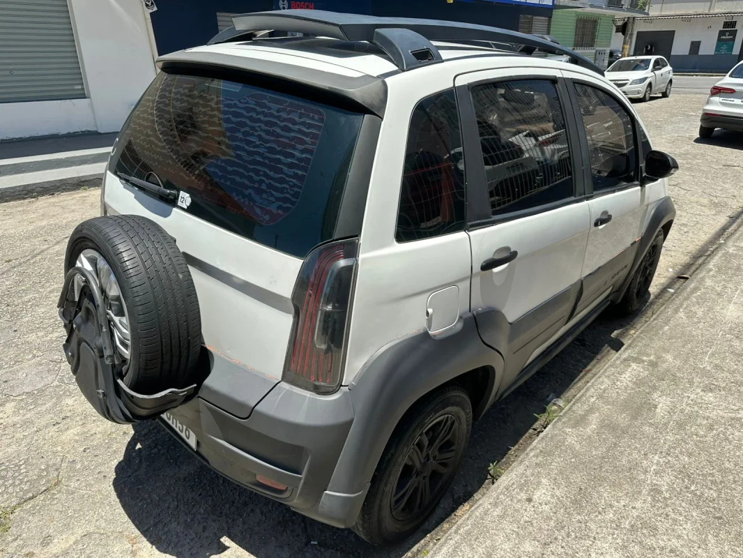 Idea Advent./ Adv.LOCKER 1.8 mpi Flex 5p 2015 - Imagem 3