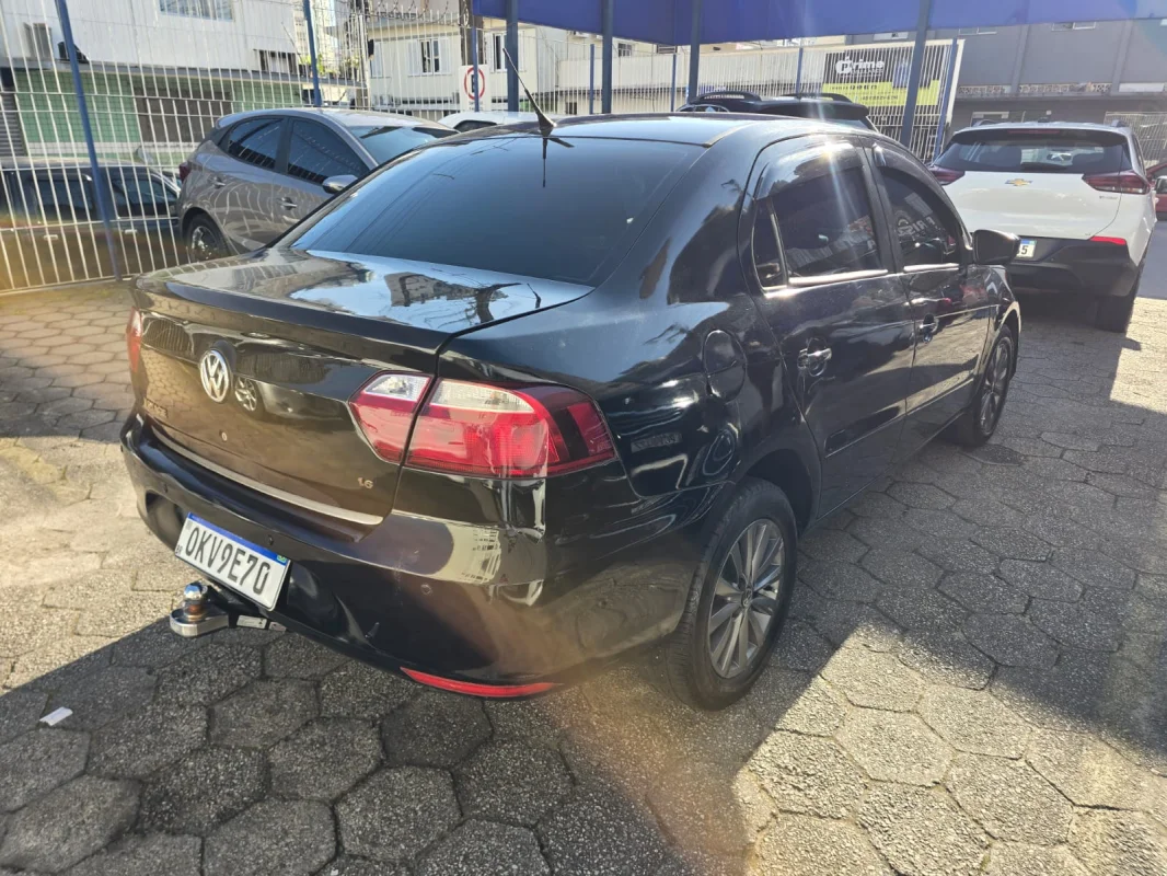 Voyage 1.6 iMotion GNV Completo 2013 - Imagem 3