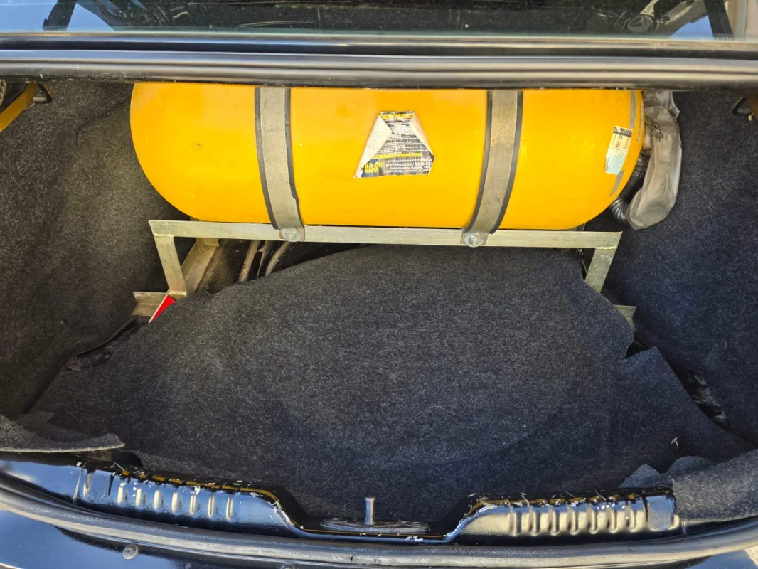 Voyage 1.6 iMotion GNV Completo 2013 - Imagem 12