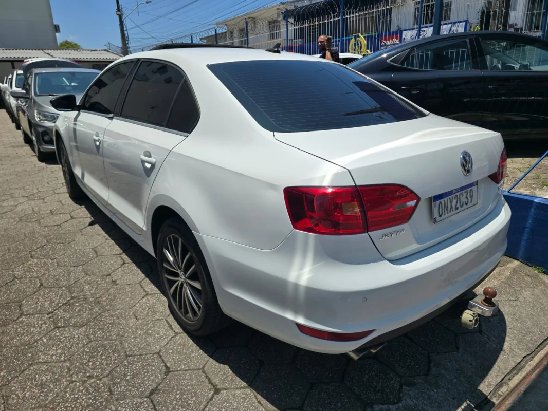 Jetta Highline 2.0TSi com Teto Aut 2014 - Imagem 5