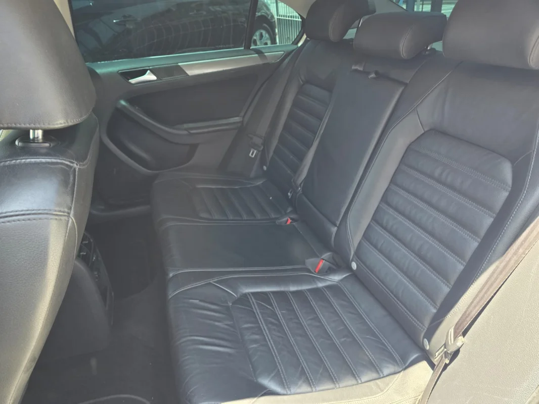 Jetta Highline 2.0TSi com Teto Aut 2014 - Imagem 8