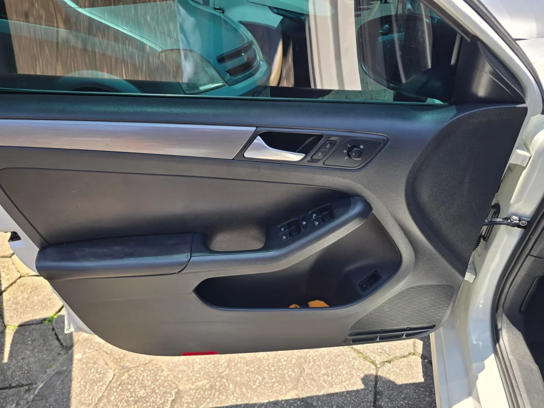 Jetta Highline 2.0TSi com Teto Aut 2014 - Imagem 13