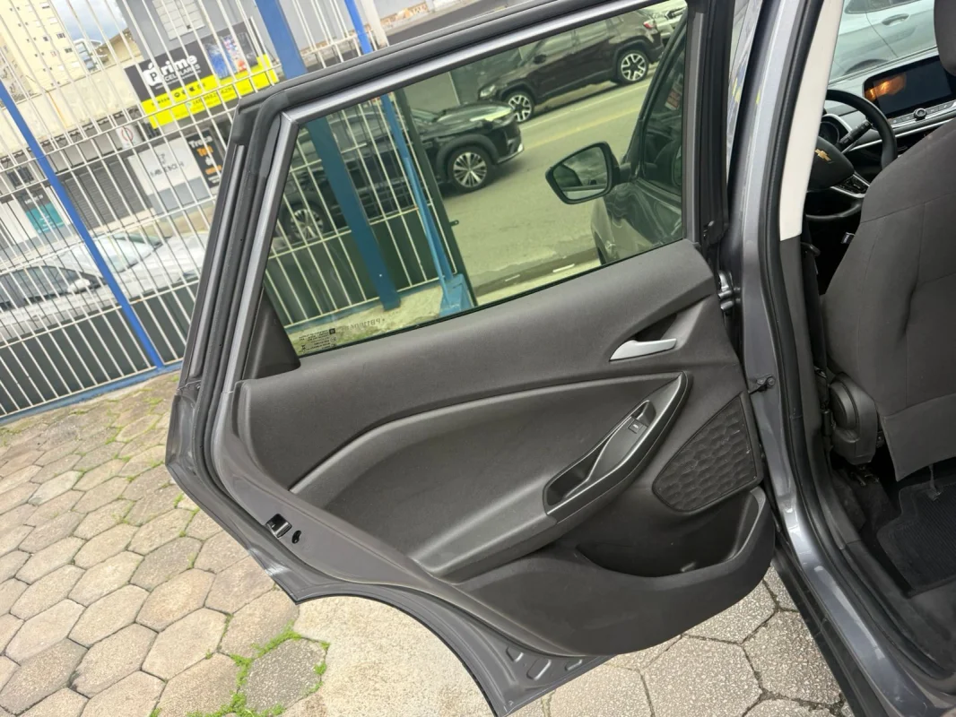 TRACKER 1.0 Turbo 12V Flex Automática 2023 - Imagem 16