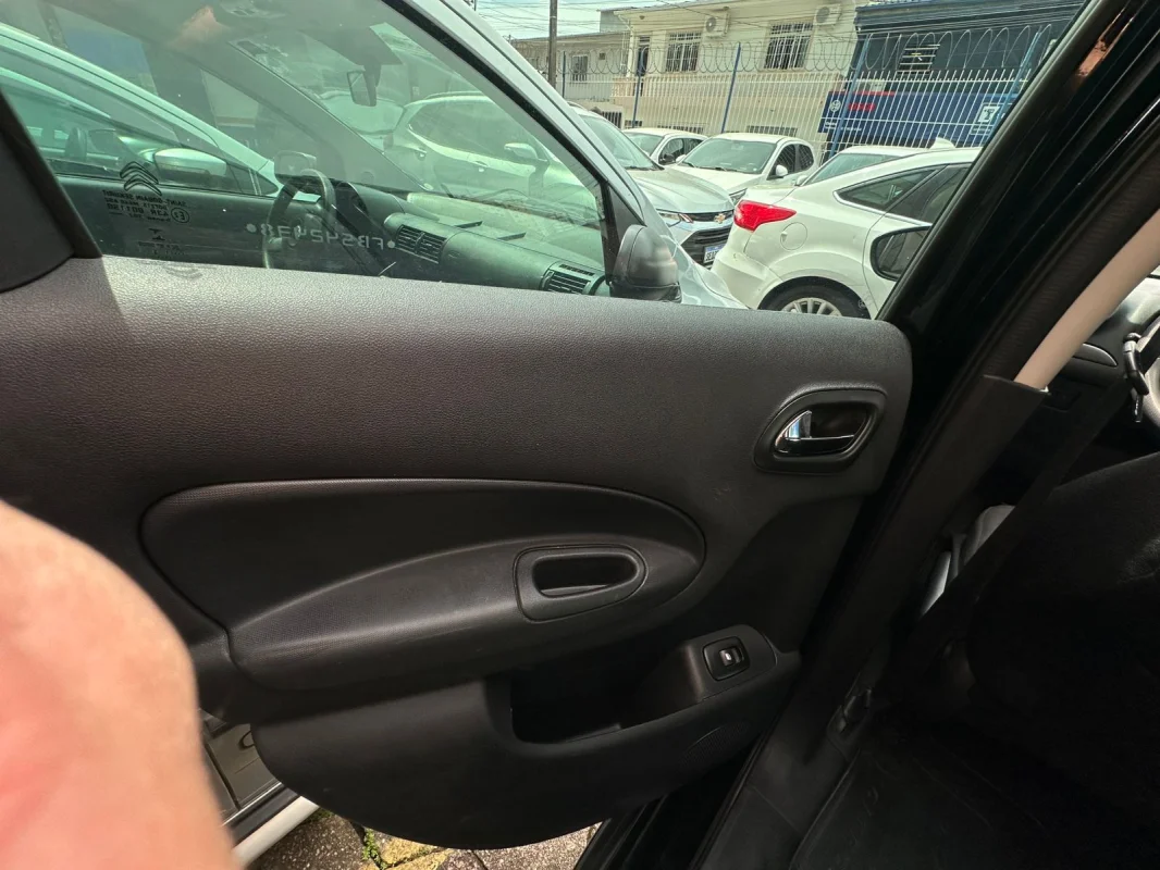 AIRCROSS TENDANCE 1.6 Flex 16V 5p Automática 2015 - Imagem 8