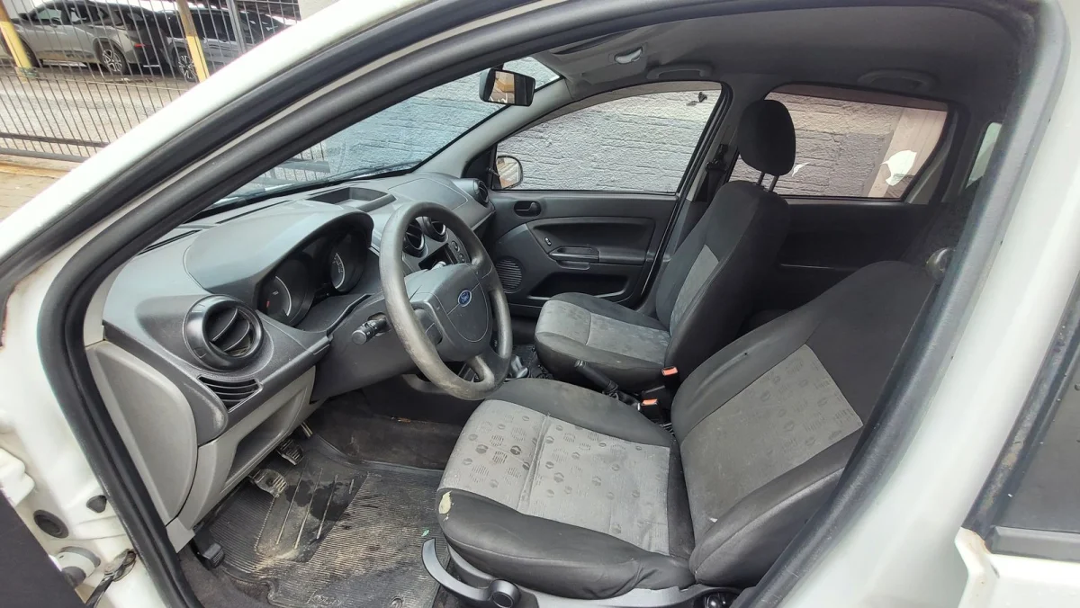 Fiesta 1.0 Flex/Class completo 2014 - Imagem 9