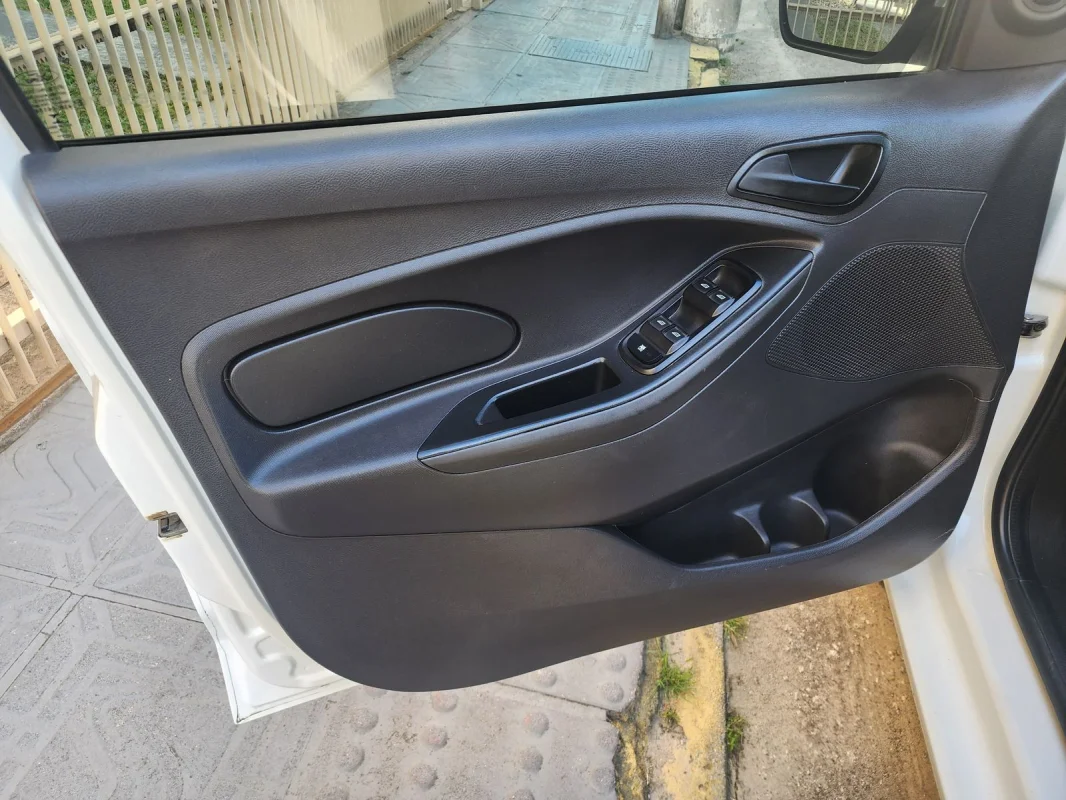 Ka Sedan SE Plus 1.5 Completo Automático 2020 - Imagem 11