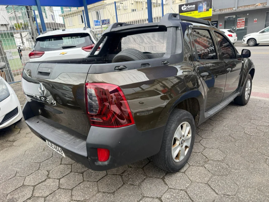 Duster Oroch Dynamique 1.6 Mec. Completo 2019 - Imagem 5