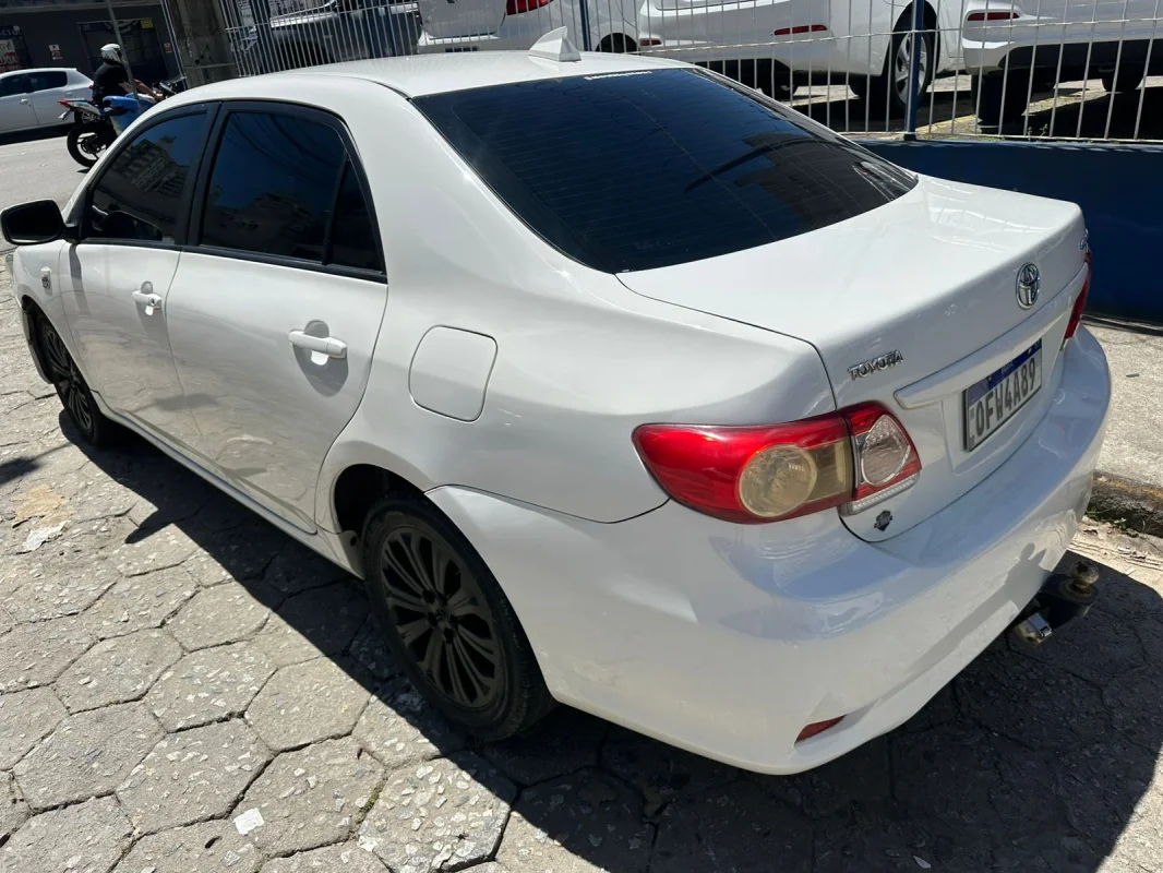 Corolla GLi 1.8 Flex 16V Automático 2013 - Imagem 5
