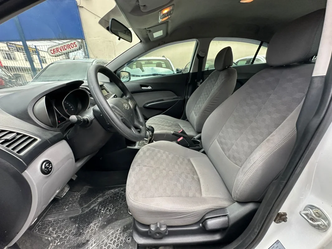 HB20S Premium 1.6 Flex 16V Automatico GNV 4p 2016 - Imagem 9