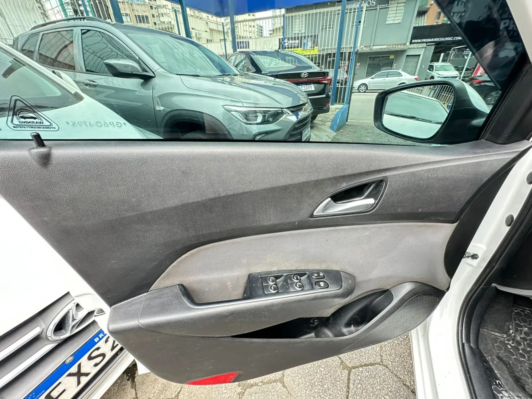 HB20S Premium 1.6 Flex 16V Automatico GNV 4p 2016 - Imagem 14