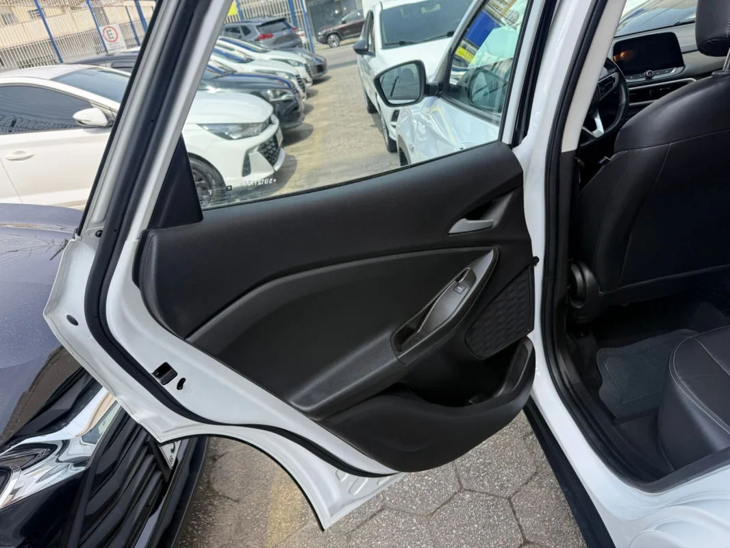 TRACKER LTZ 1.0 Turbo 12V Flex Automática 2025 - Imagem 12