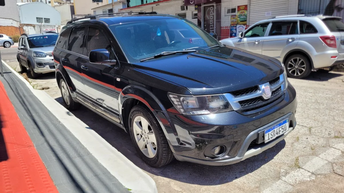 Freemont Precision 2.4 Completo Automático 7 Lugares  2012 