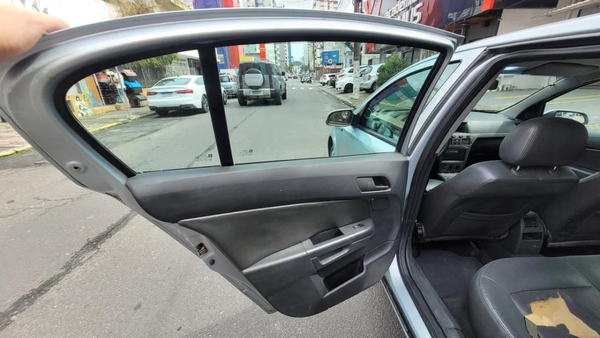 Vectra Expression 2.0 Completo Manual 2008  - Imagem 13