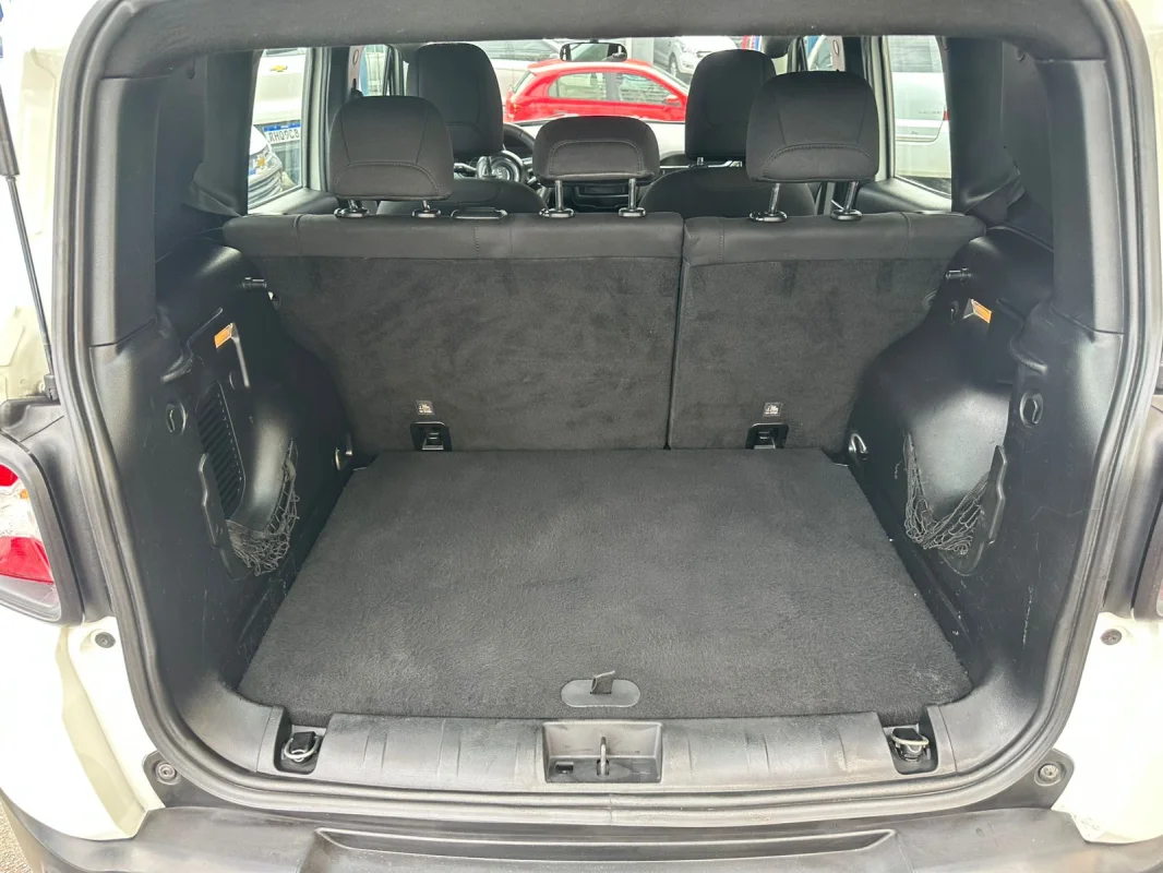 Renegade 1.8 4x2 Flex 16V Automática 2021 - Imagem 11