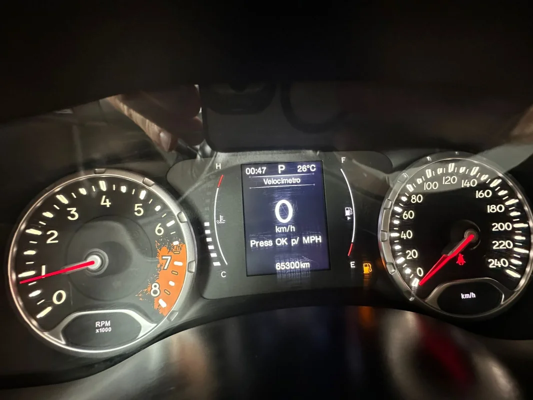 Renegade 1.8 4x2 Flex 16V Automática 2021 - Imagem 10