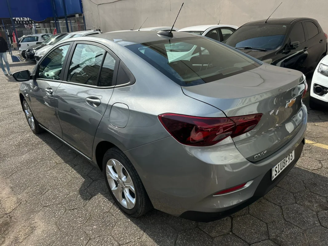 ONIX SEDAN Plus LTZ 1.0 12V TURBO 2024 - Imagem 3