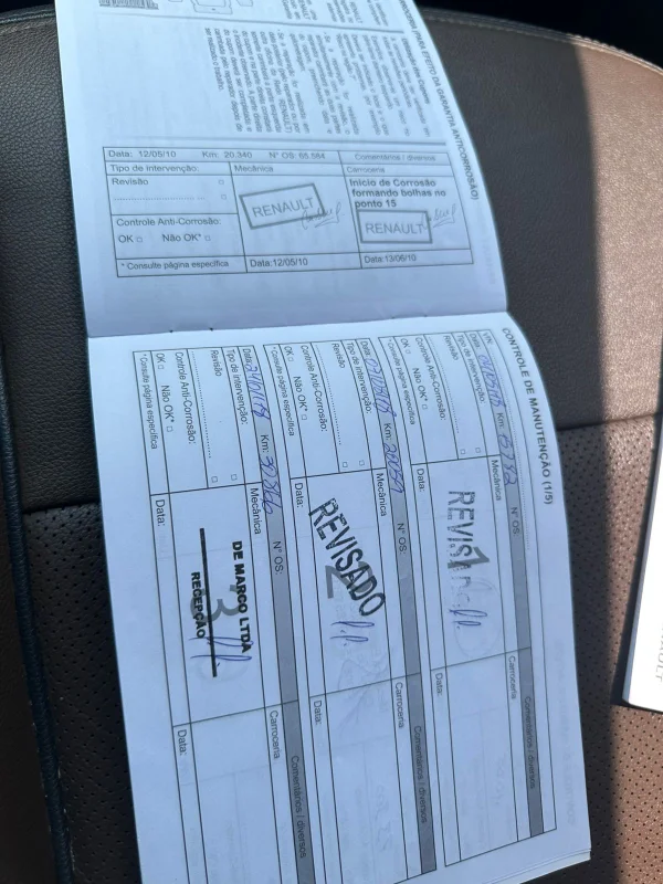 DUSTER DAKAR 4x2 2.0 Hi-Flex Automática 2018 - Imagem 13