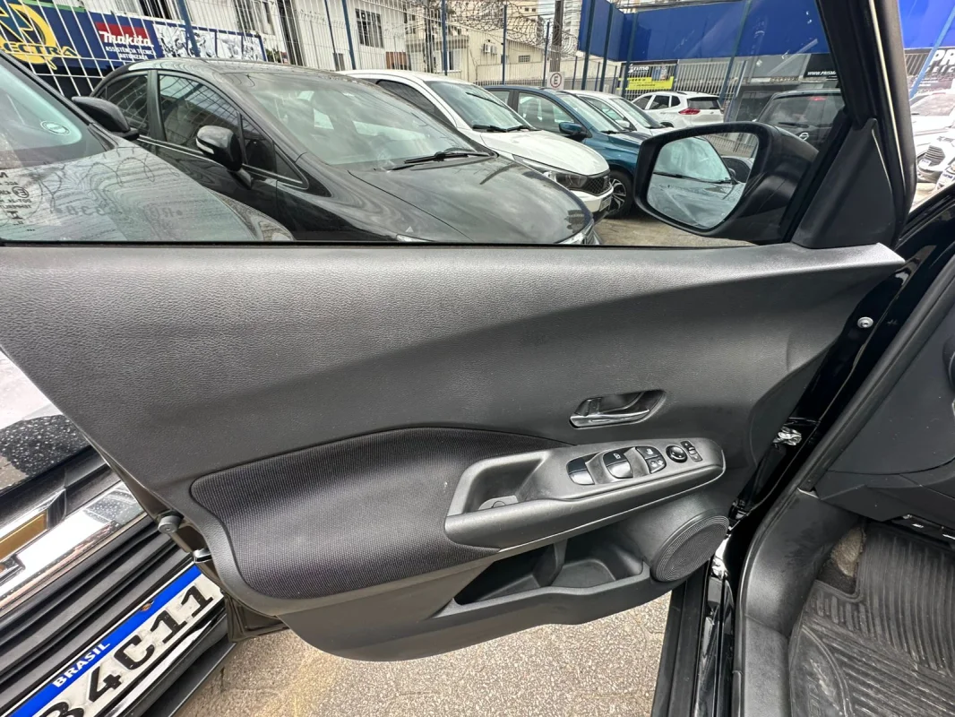 KICKS Sense 1.6 16V Flex Automática 2024 - Imagem 12