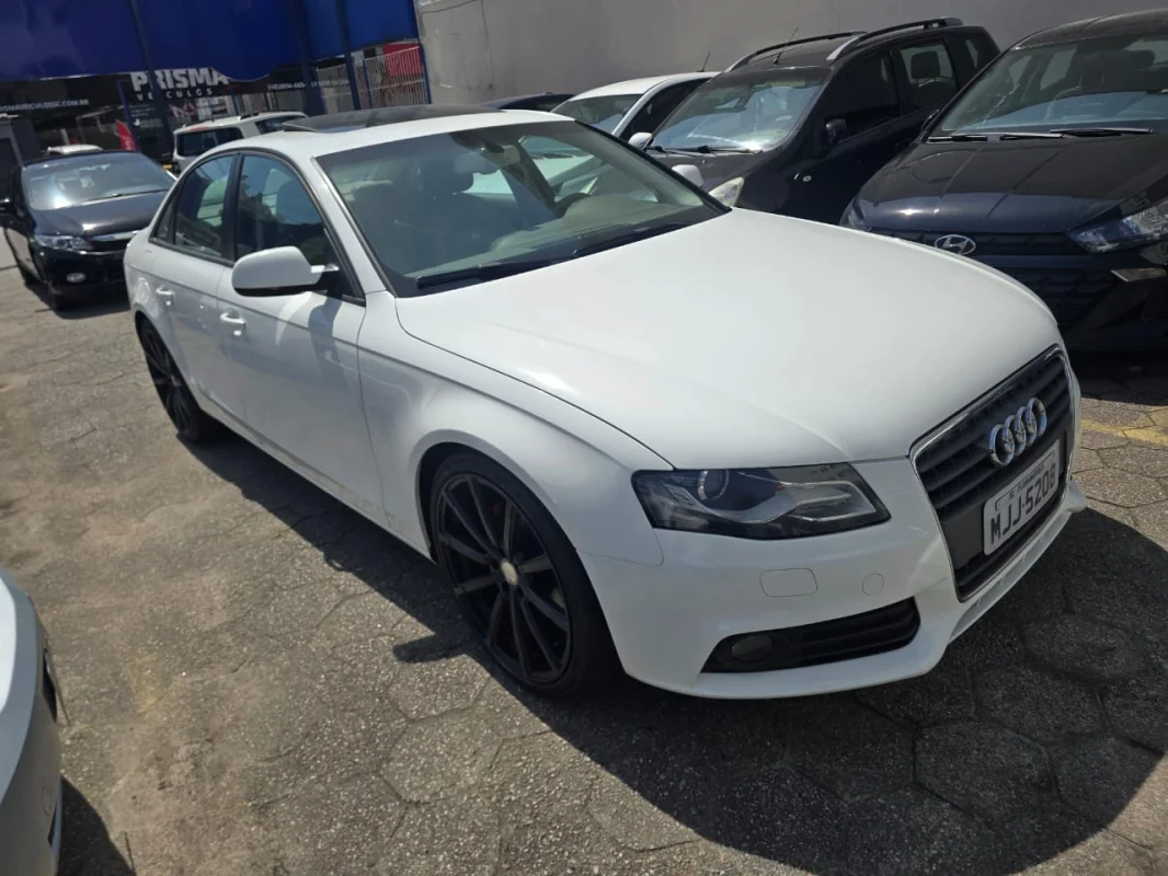 Audi A4 2.0 TFSi Multitronic com Teto 2012  - Imagem 1