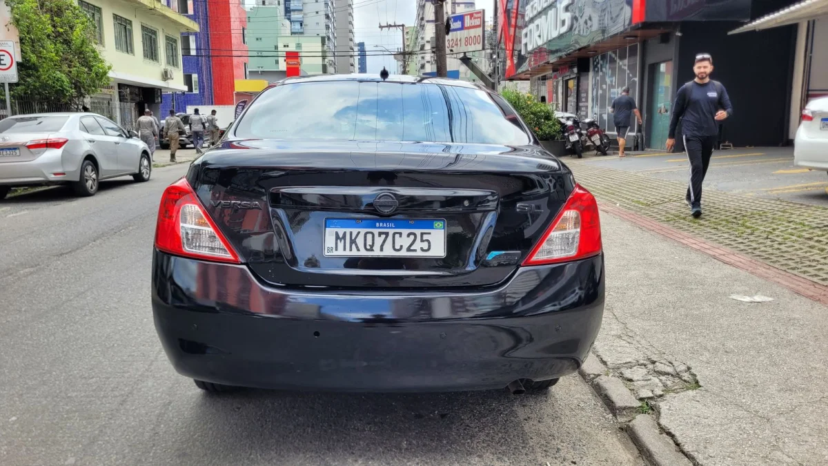 Versa SL 1.6 Completa 2014 - Imagem 7