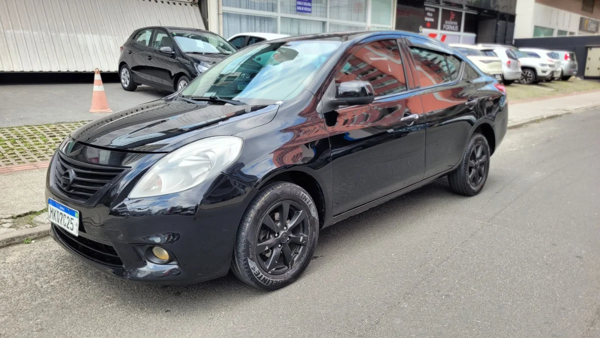 Versa SL 1.6 Completa 2014 - Imagem 11