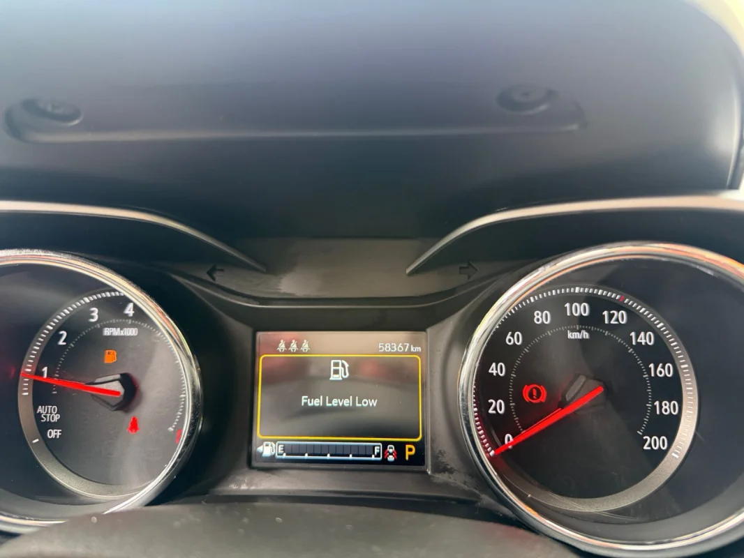 TRACKER Premier 1.2 Turbo 12V Flex Automática 2022 Com TETO - Imagem 3