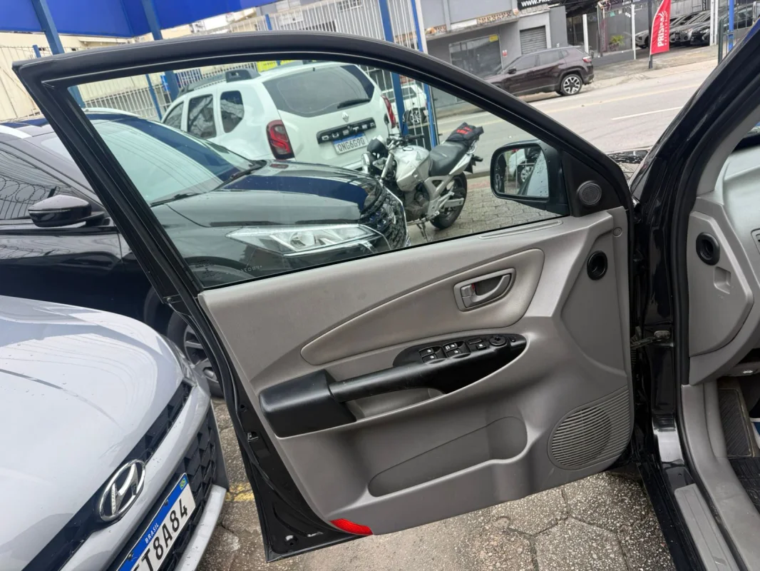 Tucson 2.0 Aut. 2015 - Imagem 12