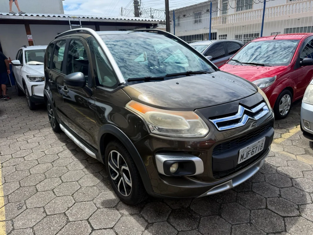 Aircross GLX 1.6 Mec. Completa 2012