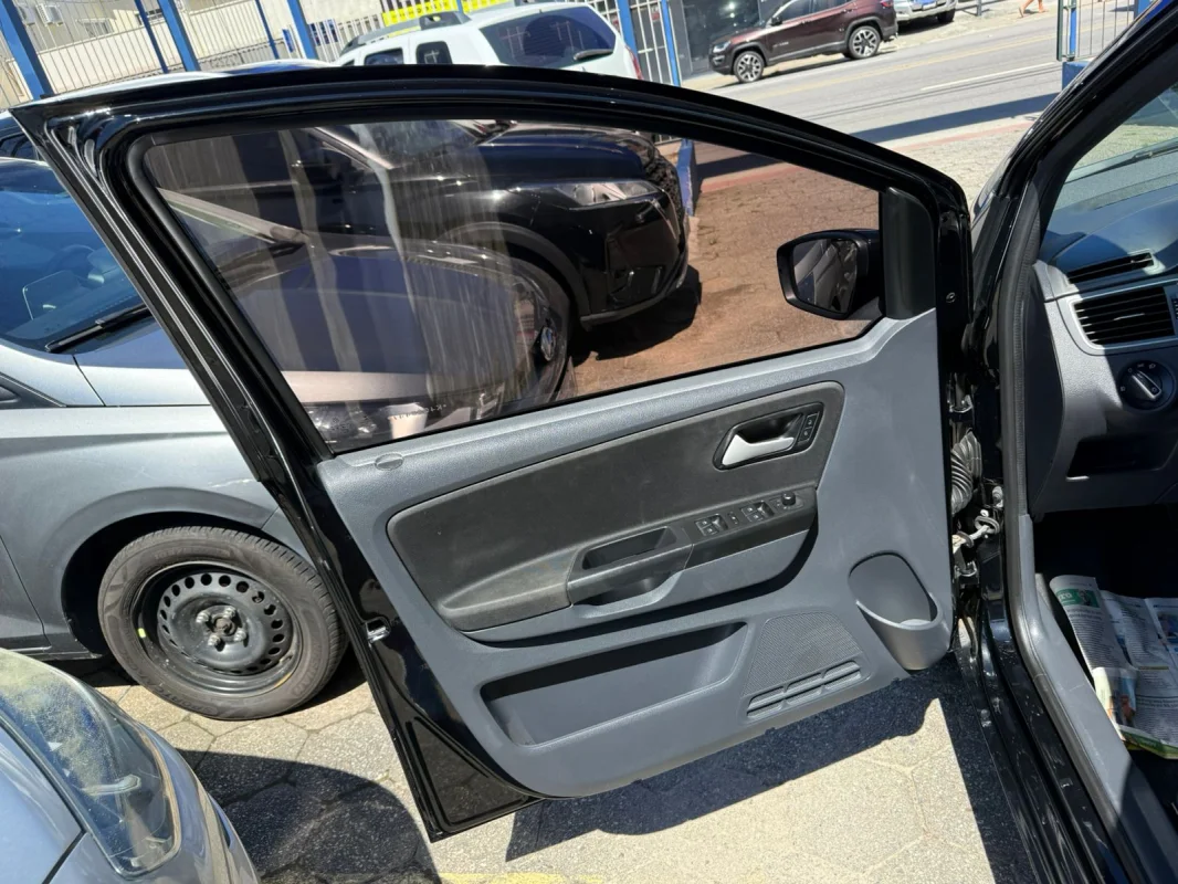 Fox Connect 1.6 Mec. Completo 2019 - Imagem 12