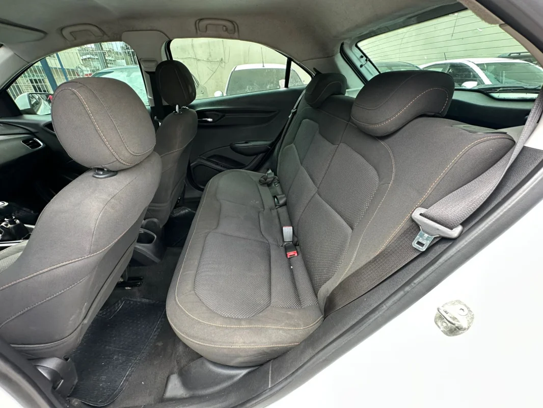 ONIX HATCH LTZ 1.4 8V FlexPower 2013 - Imagem 8