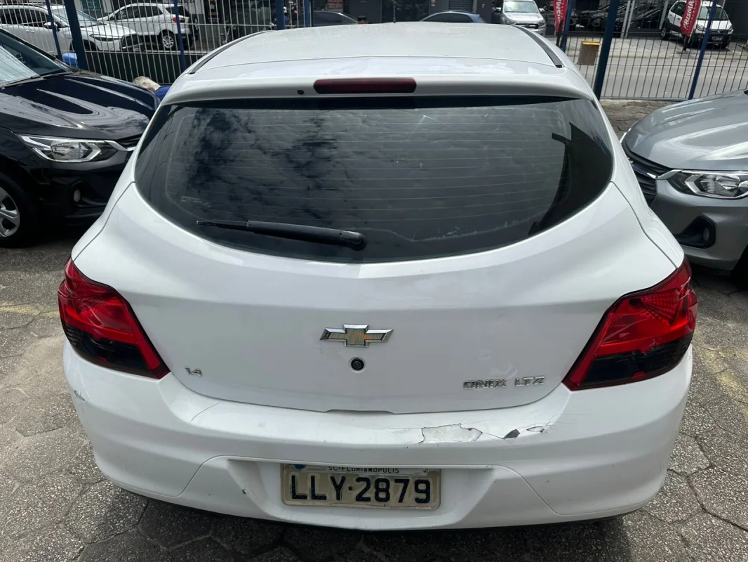 ONIX HATCH LTZ 1.4 8V FlexPower 2013 - Imagem 6