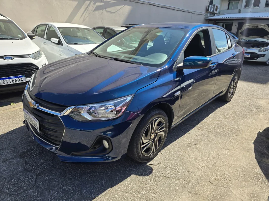 ONIX SEDAN Plus LT 1.0 12V Flex 4p Mecânico 2024 - Imagem 4