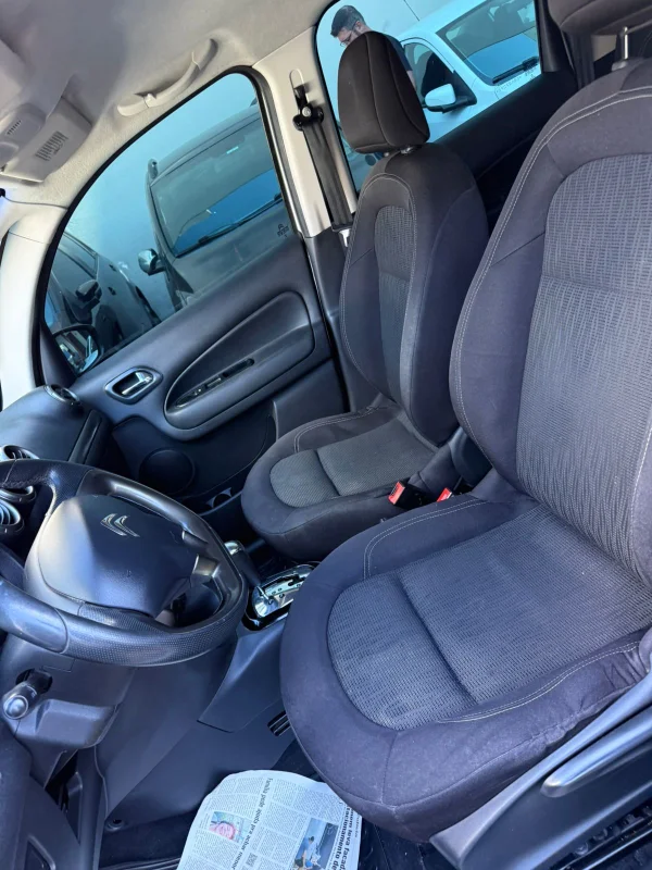 C3 Picasso GLX 1.6 Aut. 2014 - Imagem 9