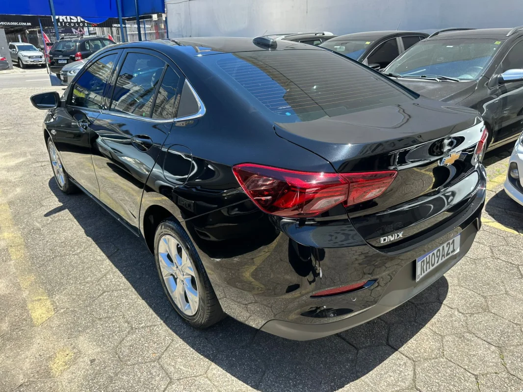 ONIX SED. Plus PREM1.0 12V TURBO FlexAutomático 2022 - Imagem 3