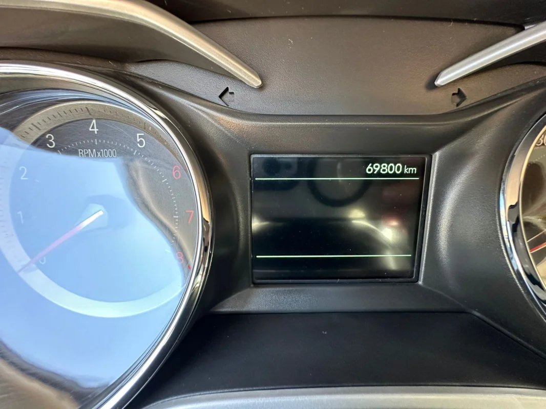 ONIX SED. Plus PREM1.0 12V TURBO FlexAutomático 2022 - Imagem 9